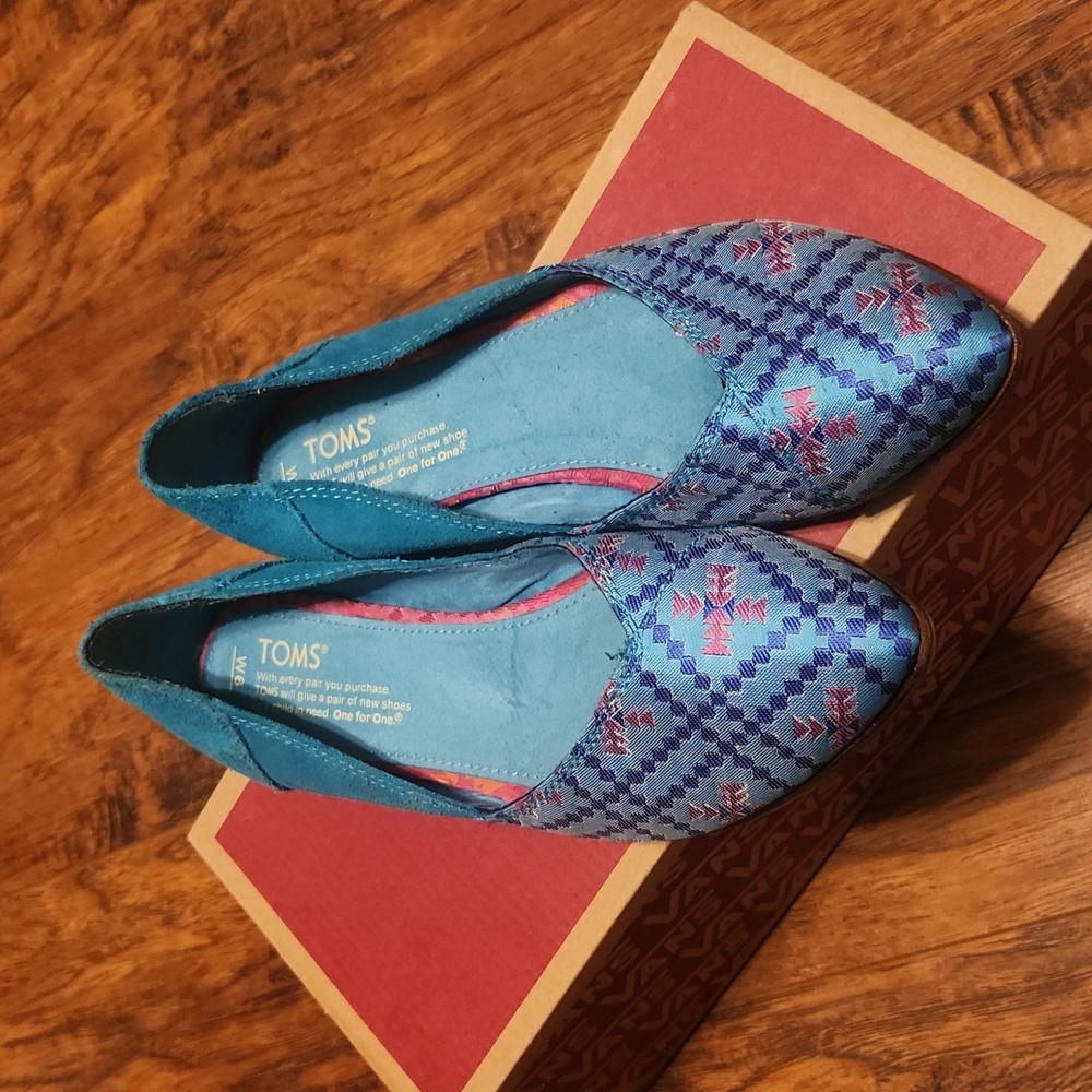 Shoes